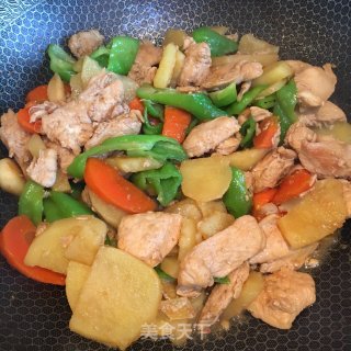 鸡肉烧时蔬的做法步骤：10