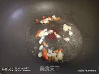 莲藕丁炒肉的做法步骤：3