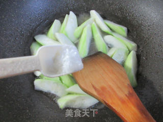 油条炒夜开花的做法步骤：9