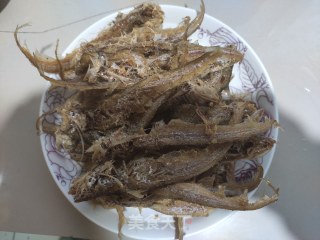 酥脆黄河刀鱼的做法步骤：4