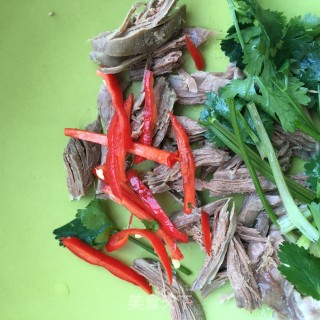 虫草花拌鸽胸肉的做法步骤：11