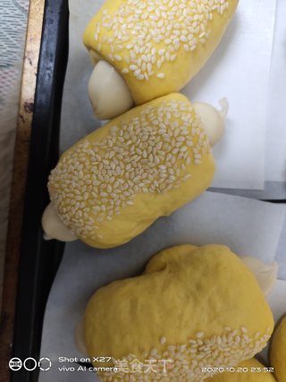南瓜热狗面包卷的做法步骤：11