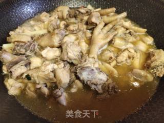 啤酒焖鸡肉的做法步骤：6