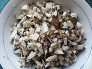 萝卜缨香菇豆腐粉条包的做法步骤：12