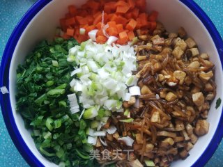 萝卜缨香菇豆腐粉条包的做法步骤：23