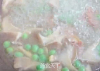 平菇火腿汤的做法步骤：4