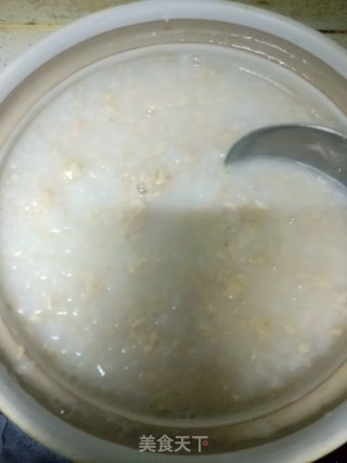 芹菜鸡肉咸粥的做法步骤：2