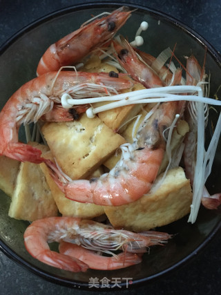 “白菜”白菜豆腐粉丝虾煲的做法步骤：3