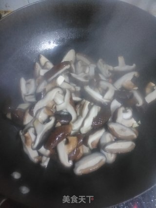 糖醋香菇的做法步骤：7