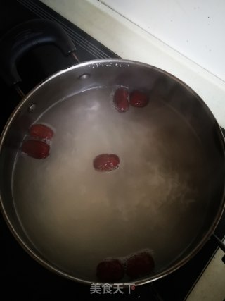 红枣白果大米粥的做法步骤：2