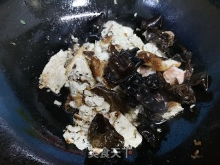 虾仁豆腐的做法步骤：7