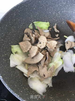 “白菜”白菜炒猪肝的做法步骤：14