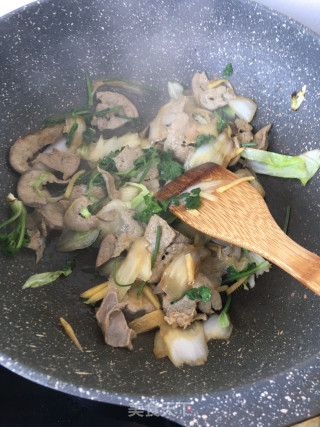 “白菜”白菜炒猪肝的做法步骤：18
