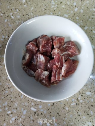黑蒜虫草花瘦肉汤的做法步骤：3