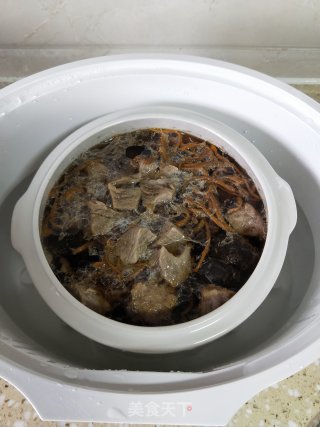 黑蒜虫草花瘦肉汤的做法步骤：7