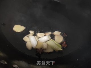 铁锅炖鲫鱼的做法步骤：11