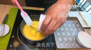 奶黄椰蓉桃花酥，需要“一点”耐心的小甜品，完成后成就感十足。的做法步骤：7