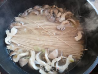 荞麦牛肉面的做法步骤：7