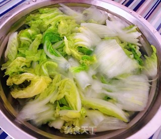 西红柿白菜炒五花肉的做法步骤：4