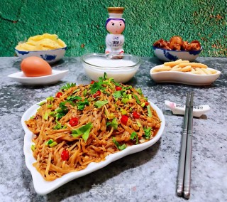 孜然麻辣金针菇的做法步骤：13