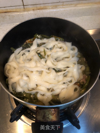 泡椒刀削面的做法步骤：3