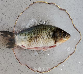 鲫鱼豆腐汤的做法步骤：2