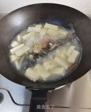 鲫鱼豆腐汤的做法步骤：9