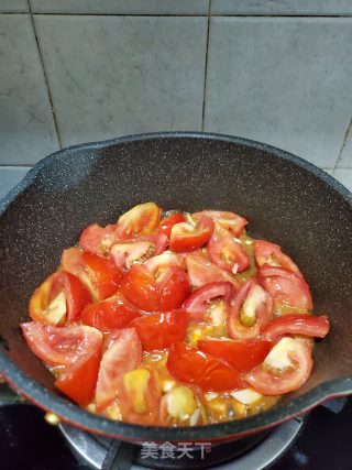 番茄黑木耳烧肉片的做法步骤：7