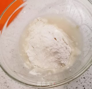 太阳花豆沙面包（波兰种）的做法步骤：1