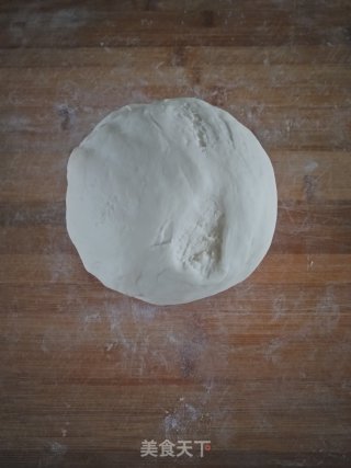 水晶虾饺的包法（以包水饺来代替）的做法步骤：15