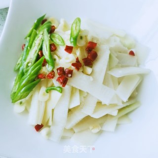 素炒白地瓜片的做法步骤：2