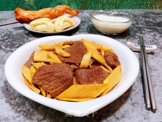 茭白炒小黄牛肉的做法步骤：13