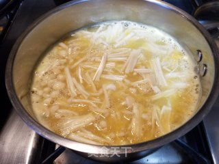 百合金针菇玉米汤的做法步骤：8