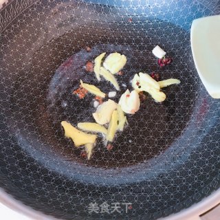 骨头炖莲藕的做法步骤：7