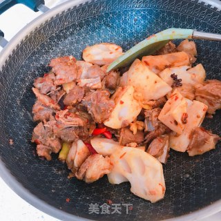 骨头炖莲藕的做法步骤：12