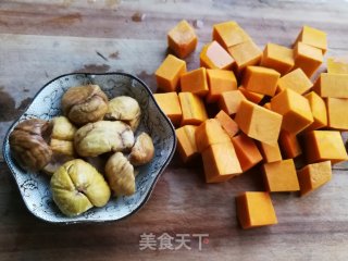 板栗南瓜粥的做法步骤：1