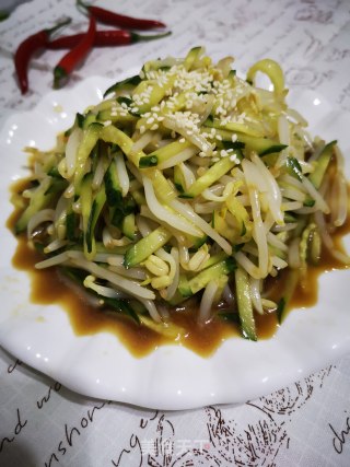 黄瓜拌豆芽的做法步骤：6