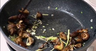 香菇滑鸡丨鲜嫩营养，简单美味的做法步骤：5