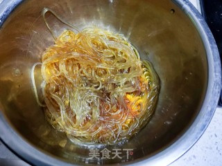 香辣粉丝圆白菜的做法步骤：2