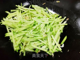 虾皮萝卜丝汤的做法步骤：5