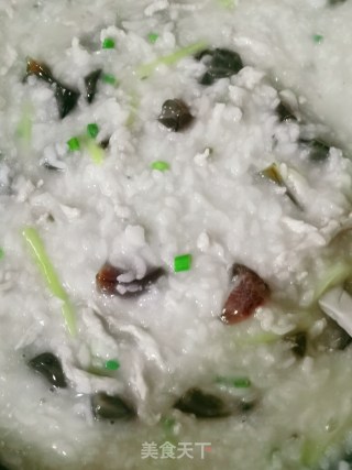 皮蛋瘦肉粥的做法步骤：14