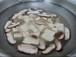 瘦肉什锦汤的做法步骤：5
