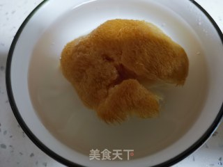 猴头菇瘦肉粥的做法步骤：2