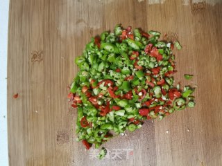 凉拌青红椒的做法步骤：2