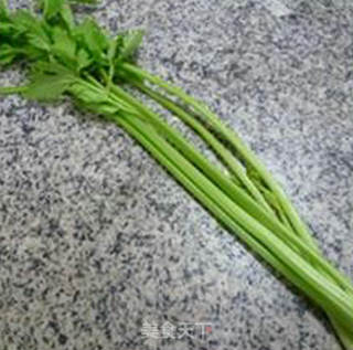 香芹素火腿炒饭的做法步骤：2
