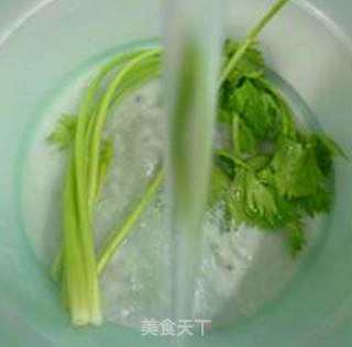 香芹素火腿炒饭的做法步骤：4