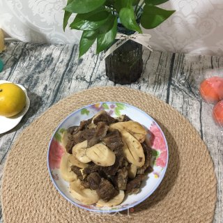 杏鲍菇烧牛腩的做法步骤：7