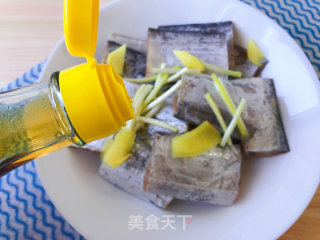 清蒸带鱼的做法步骤：3