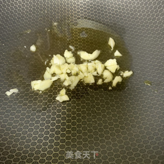 胡萝卜焖鸡翅的做法步骤：4