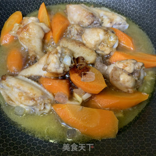 胡萝卜焖鸡翅的做法步骤：8
